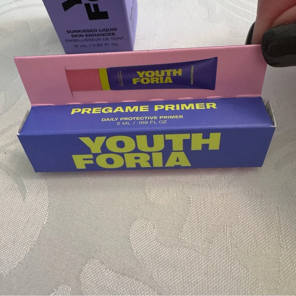 Youth Foria Date Night Bronzy Sun-kissed Liquid Enhancer With Primer Sample